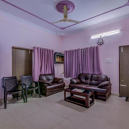 Oyo 8929 Stay Siddhartha Residency Jalaripeta Exterior foto